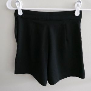 Black American Apparel shorts XS